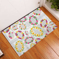 Hawaiian Kakau Tattoo Leis and Palaka Pattern Rubber Doormat Traditional Aloha Tribal White Color
