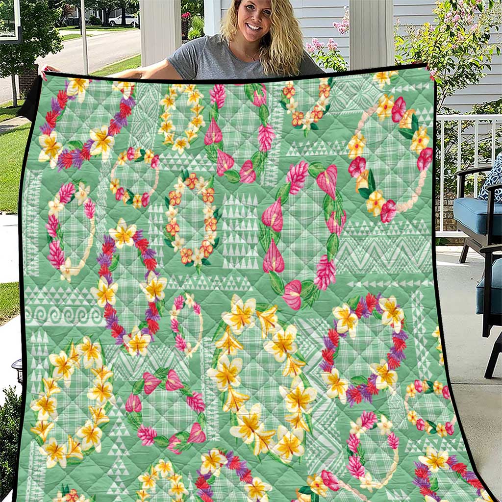 Hawaiian Leis Quilt Kakau Tattoos and Palaka Pastel Green Color
