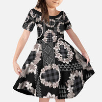 Hawaiian Leis Family Matching Off The Shoulder Long Sleeve Dress and Hawaiian Shirt Kakau Tattoos and Palaka Pastel Grayscale LT03 Daughter's Dress Black - Polynesian Pride