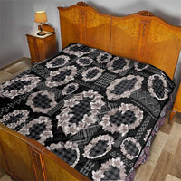 Hawaiian Leis Quilt Kakau Tattoos and Palaka Pastel Grayscale