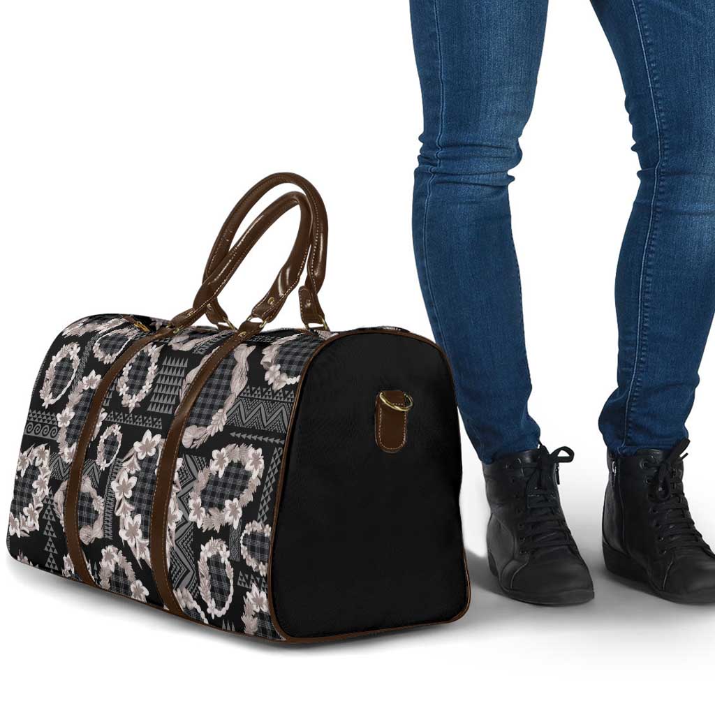 Hawaiian Leis Travel Bag Kakau Tattoos and Palaka Pastel Grayscale