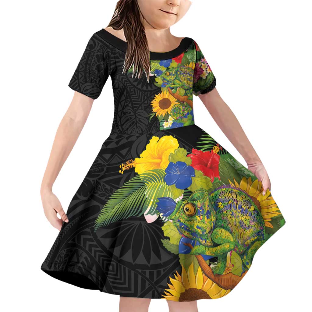 Hawaiian Tropical Plants and Chameleon Family Matching Off Shoulder Short Dress and Hawaiian Shirt Polynesian Art Colorful LT03 Daughter's Dress Black - Polynesian Pride