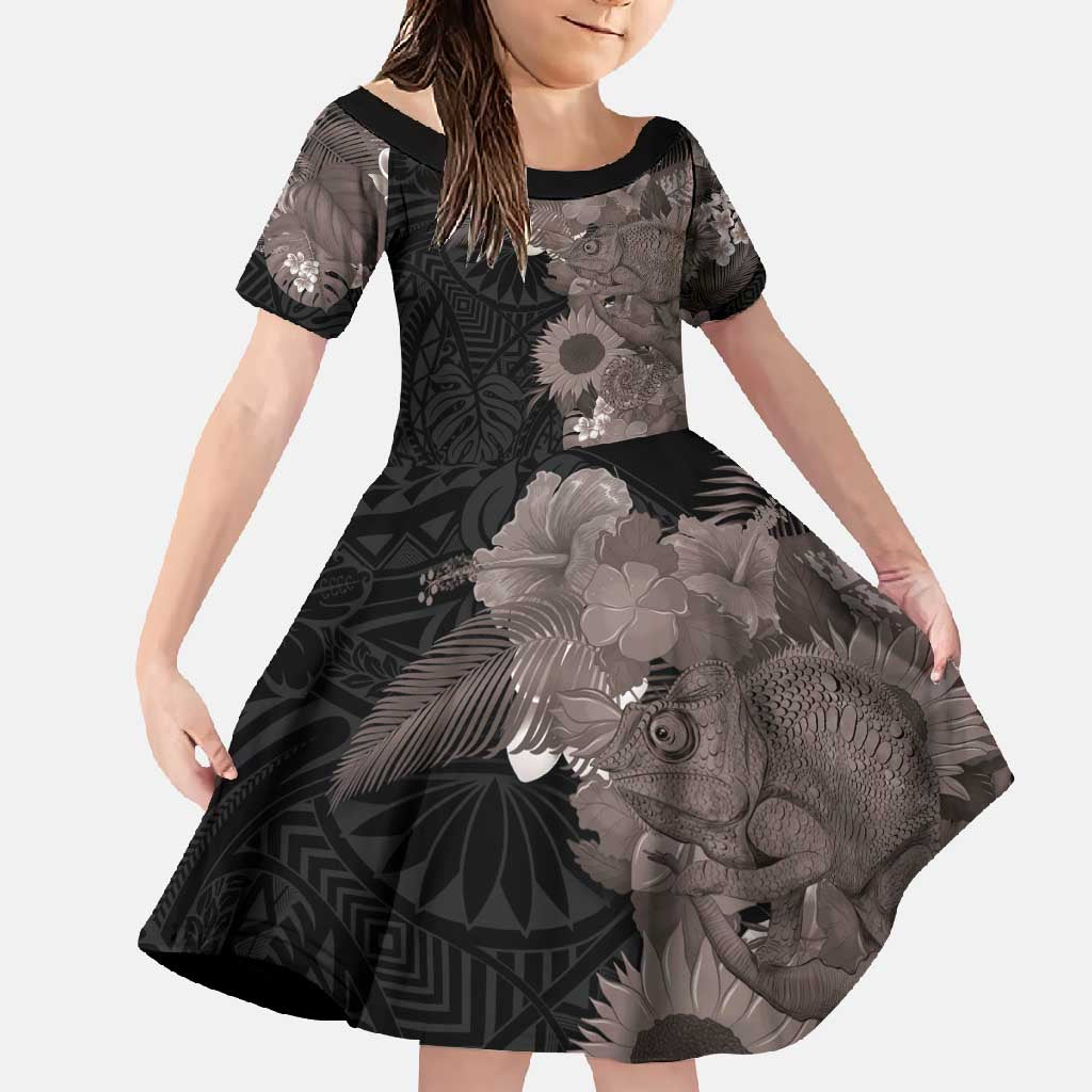 Hawaiian Tropical Plants and Chameleon Family Matching Off Shoulder Maxi Dress and Hawaiian Shirt Polynesian Art Grayscale LT03 Daughter's Dress Black - Polynesian Pride