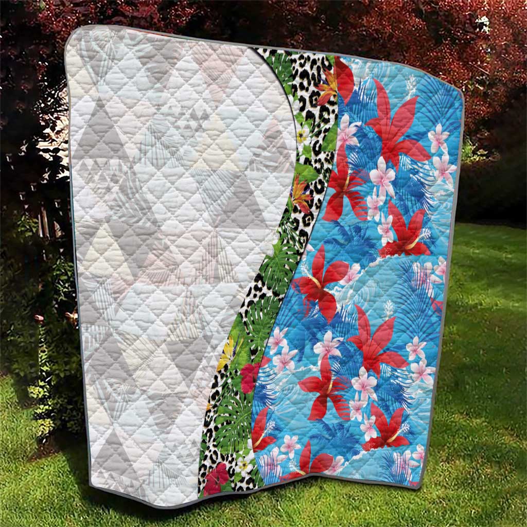 Hawaiian Tropical Flowers and Leaves Quilt on Leopard Pattern Half Style White-Blue Version - Polynesian Pride
