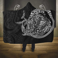 Hawaiian Whales Polynesian Art Motifs Hooded Blanket Black Color - Polynesian Pride