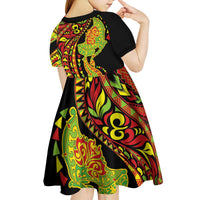 Hawaiian Manta Ray and Hammerhead Shark Tribal Tattoo Kid Short Sleeve Dress with Polynesian Tribal Pattern Kanaka Maoli Flag Color LT03 - Polynesian Pride