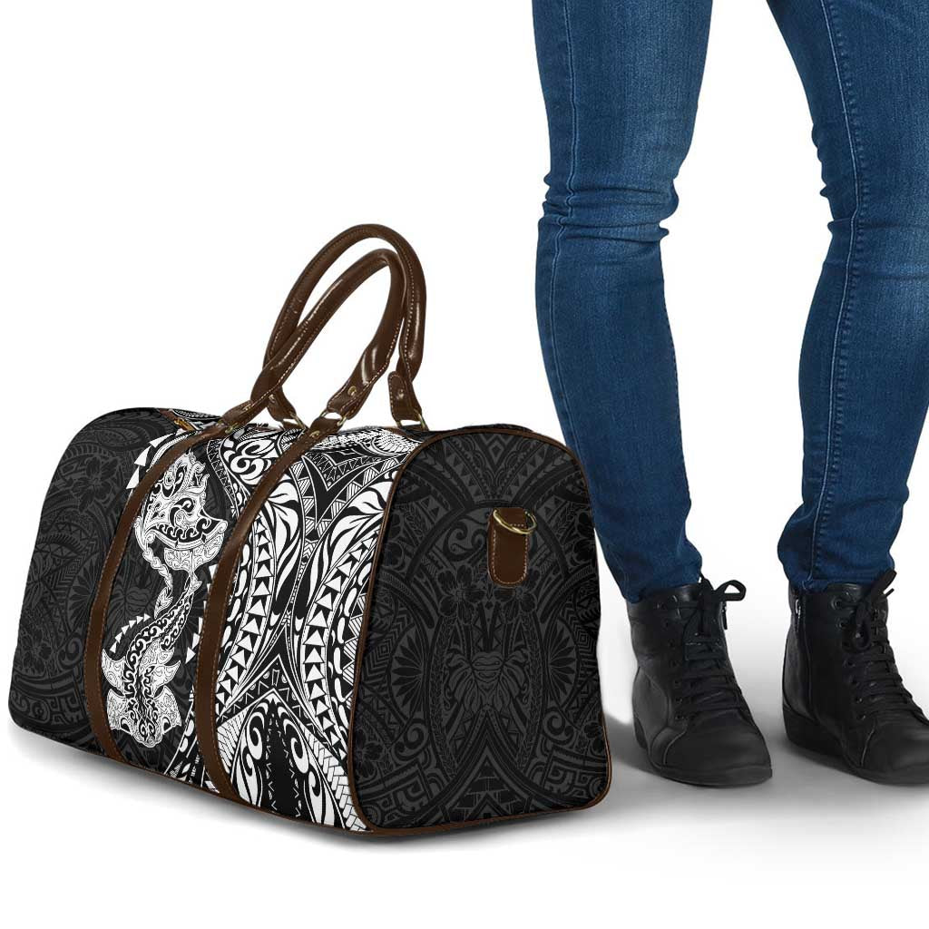 Hawaiian Manta Ray and Hammerhead Shark Tribal Tattoo Travel Bag with Polynesian Tribal Pattern Black-White Color