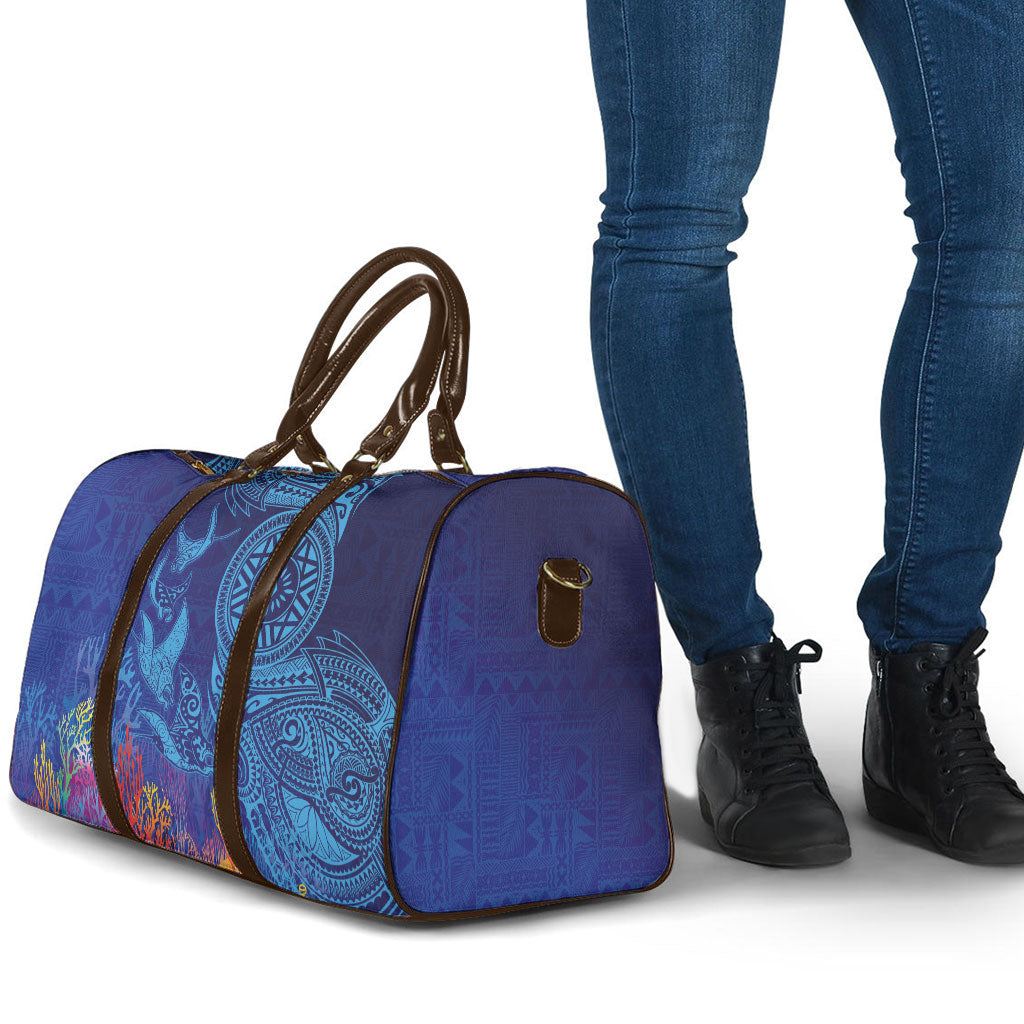 Fijian Tribal Manta Ray Travel Bag Masi Motif with Coral Reef Ocean Vibe LT03 - Polynesian Pride
