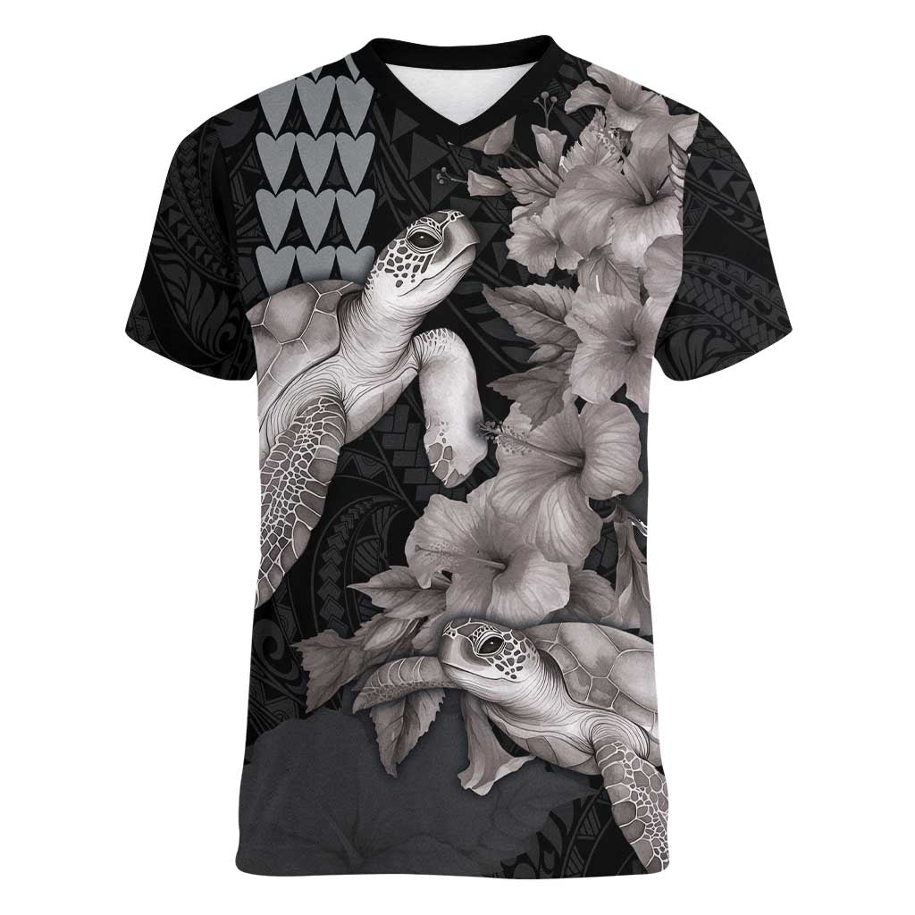 Hawaiian Turtle Love Couple Women V-Neck T-Shirt - Sweet Hibiscus and Kakau Pattern Grayscale Color