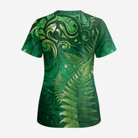 Matariki New Zealand Maori Silver Fern Scrub Top Galaxy Green Sky Style - Polynesian Pride