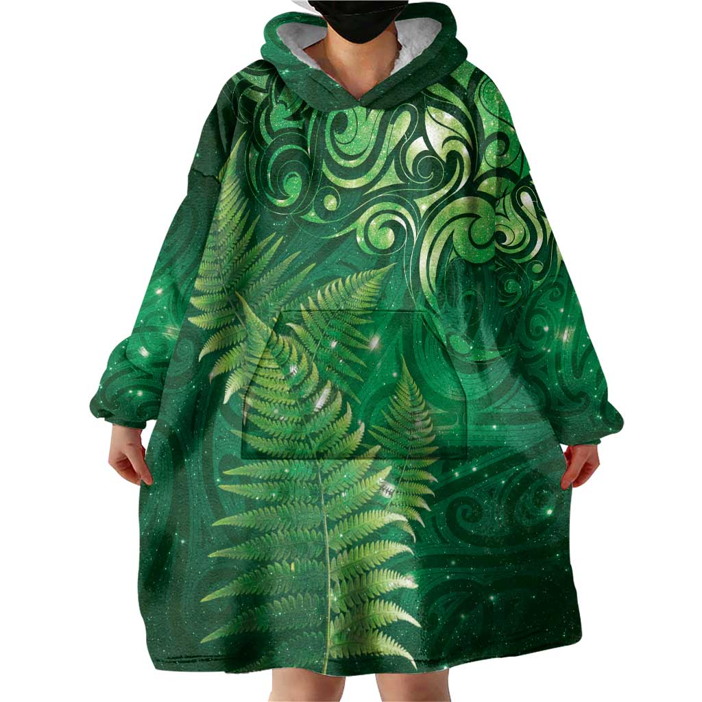 Matariki New Zealand Maori Silver Fern Wearable Blanket Hoodie Galaxy Green Sky Style