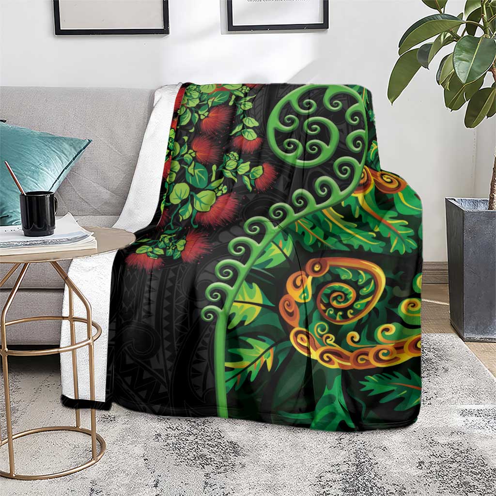 New Zealand Koru Plants and Pohutukawa Blanket Maori Tattoo Pattern