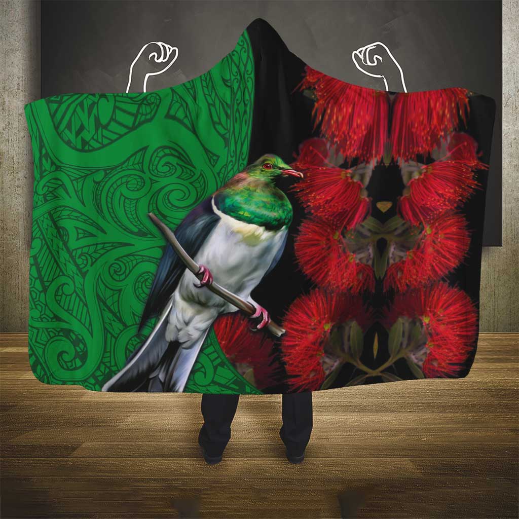 New Zealand Kereru And Pohutukawa Hooded Blanket Maori Tribal Tattoo LT03 - Polynesian Pride