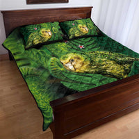 New Zealand Kākāpō Quilt Bed Set Silver Fern with Close up of Green Fern Leaves and Maori Tattoo