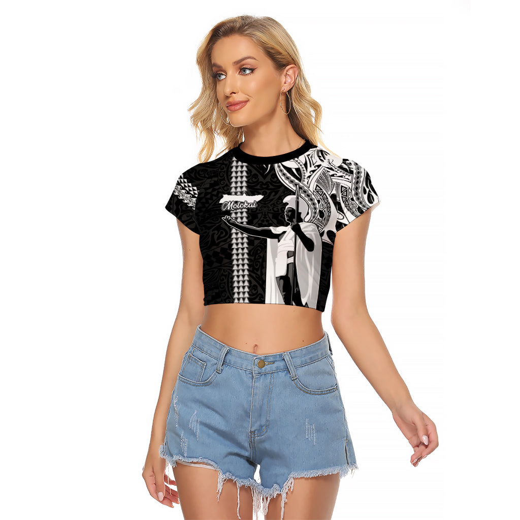 Hawaii Molokai Island Raglan Cropped T Shirt Hawaiian King and Kakau Symbols Abstract Shoulder Tattoo LT03 Female Black - Polynesian Pride