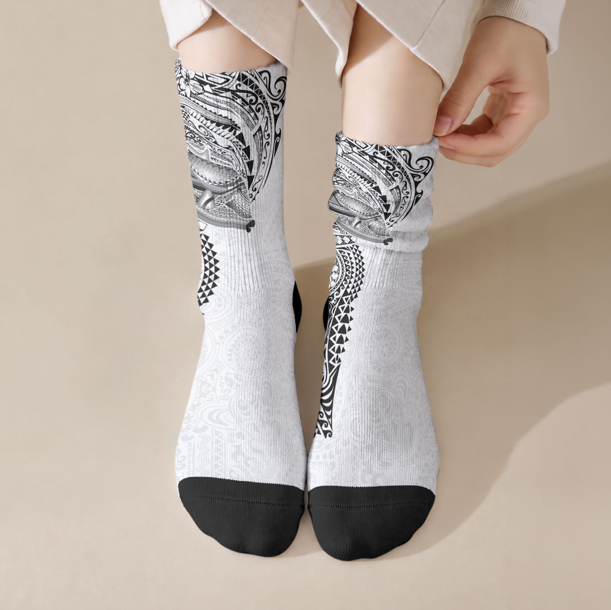 Hawaiian Humuhumu Tribal Tattoo Crew Socks Polynesian Kakau White Color LT03 Crew Socks White - Polynesian Pride