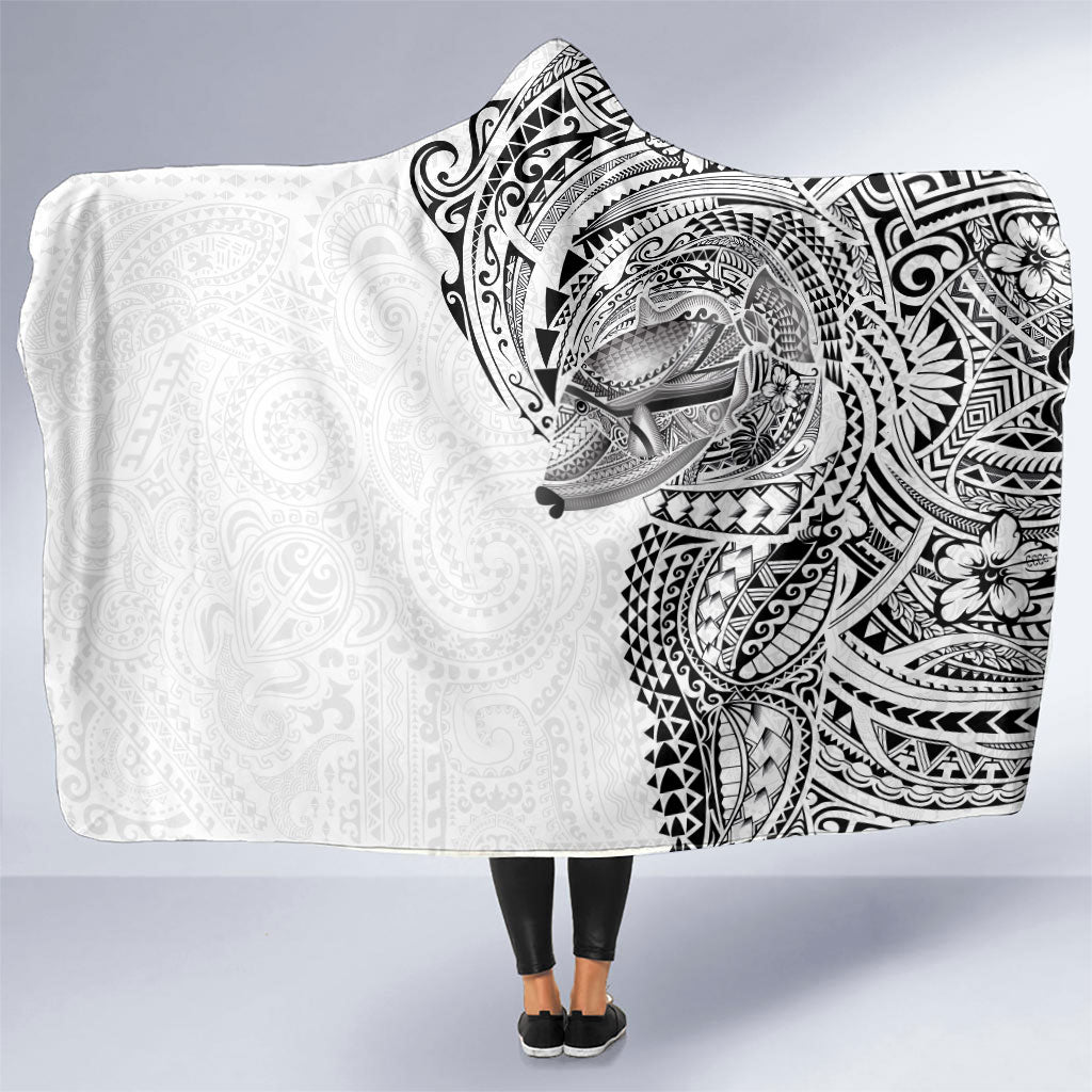 Hawaiian Humuhumu Tribal Tattoo Hooded Blanket Polynesian Kakau White Color LT03 One Size White - Polynesian Pride
