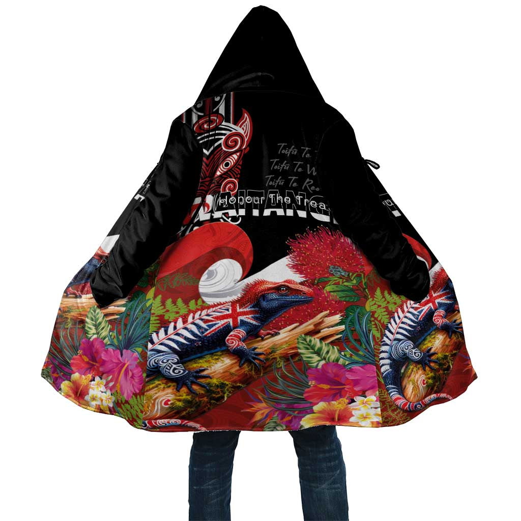 Aotearoa Toitu Te Tiriti Cloak Waitangi-Honour The Treaty NZ Tuatara and Plants
