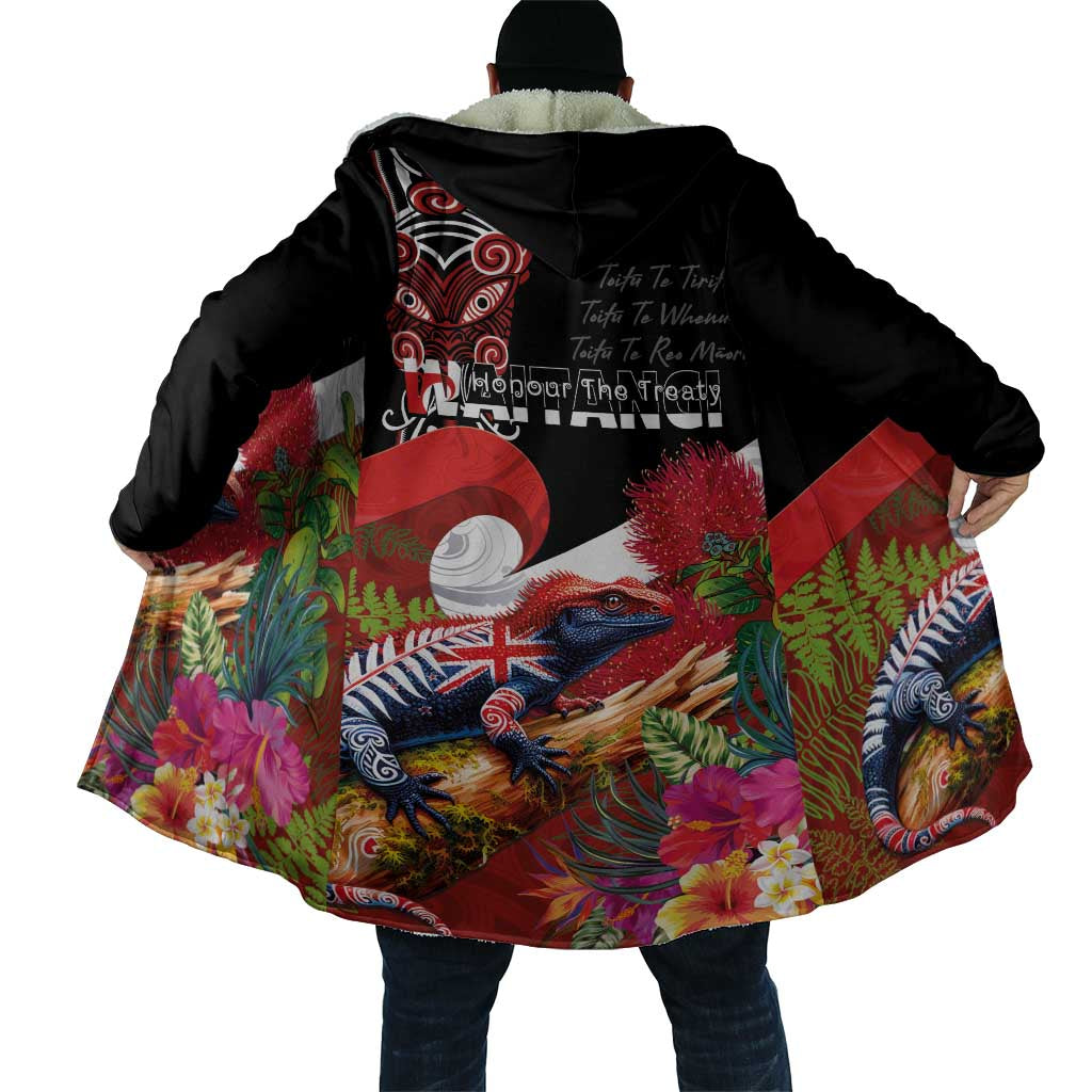 Aotearoa Toitu Te Tiriti Cloak Waitangi-Honour The Treaty NZ Tuatara and Plants