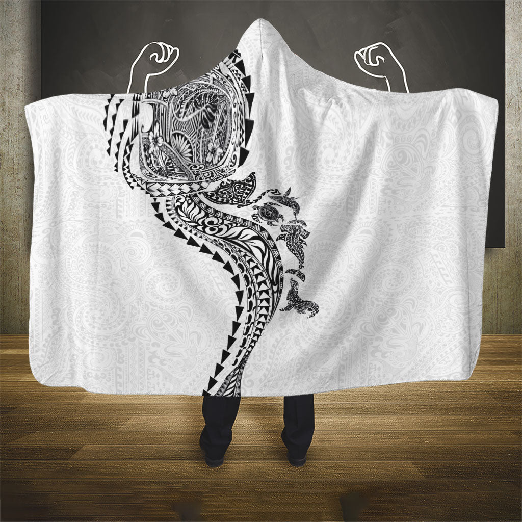 Hawaiian Kakau Tribal Sea Animals Tattoos Hooded Blanket White Color