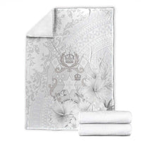 Tonga Faka Sepitema Blanket Ngatu and Floral Pattern with Blooming Hibiscus