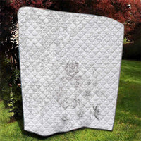 Tonga Faka Sepitema Quilt Ngatu and Floral Pattern with Blooming Hibiscus