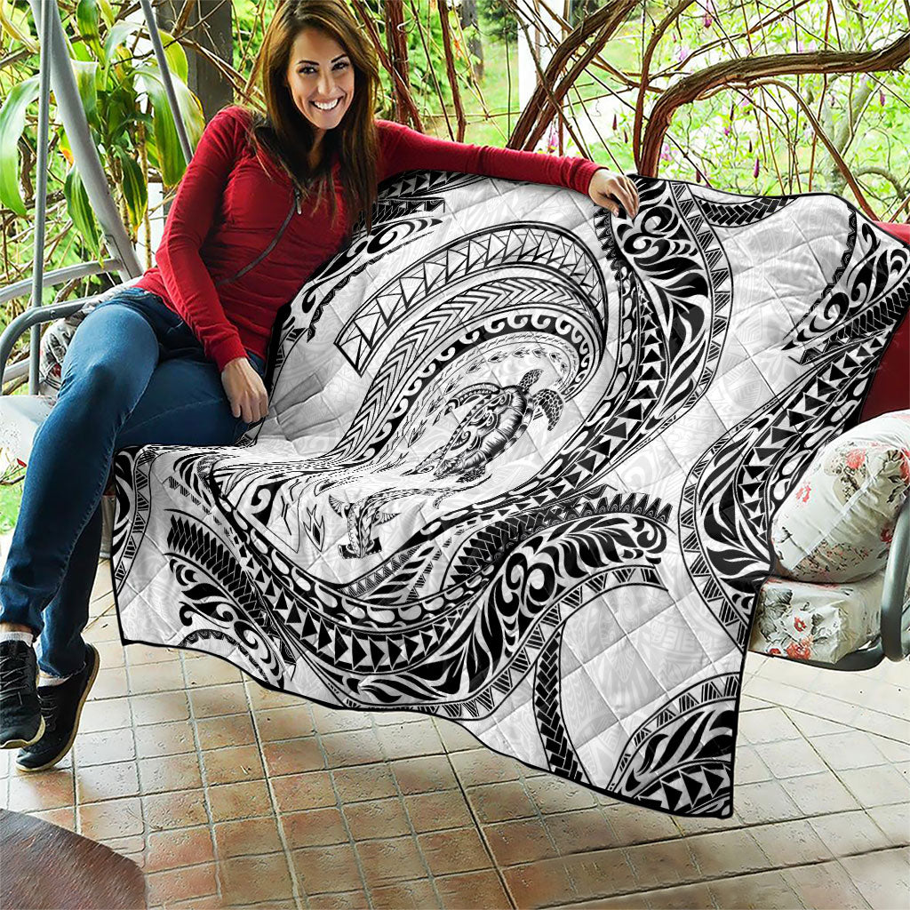 Hawaiian Turtle and Shark Quilt Kakau Tribal with Polynesian Pattern White Color LT03 - Polynesian Pride