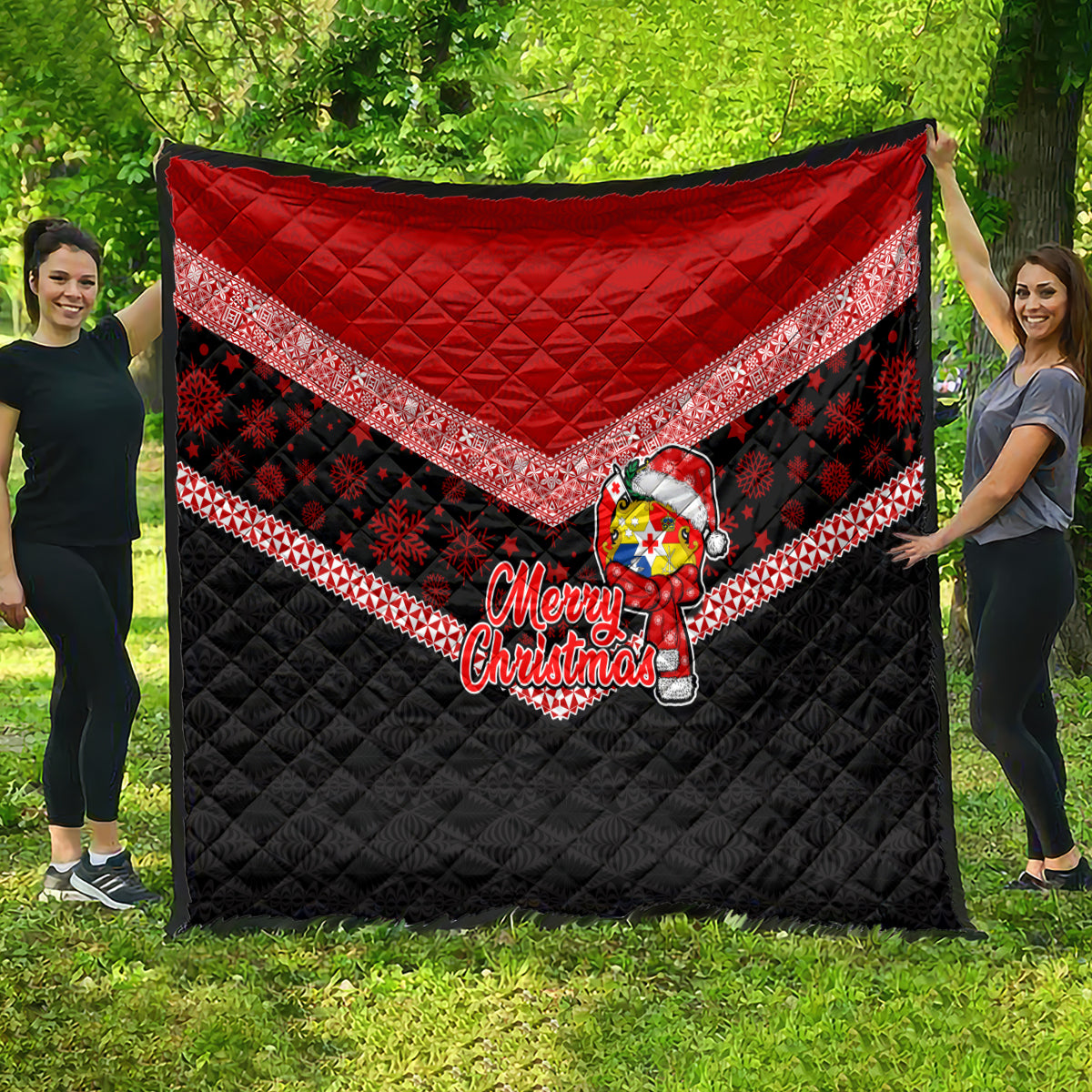 Tonga Christmas Quilt Tongan Coat of Arms Santa With Ngatu Pattern Christmas Red Style LT03 - Polynesian Pride