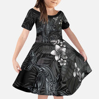 Hawaiian Tropical Plants and Tribal Whales Family Matching Puletasi and Hawaiian Shirt Polynesian Art Tattoo Grayscale LT03 Daughter's Dress Black - Polynesian Pride