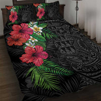 Hawaiian Tropical Plants Quilt Bed Set Kakau Tattoo and Polynesian Pattern Half Black Color
