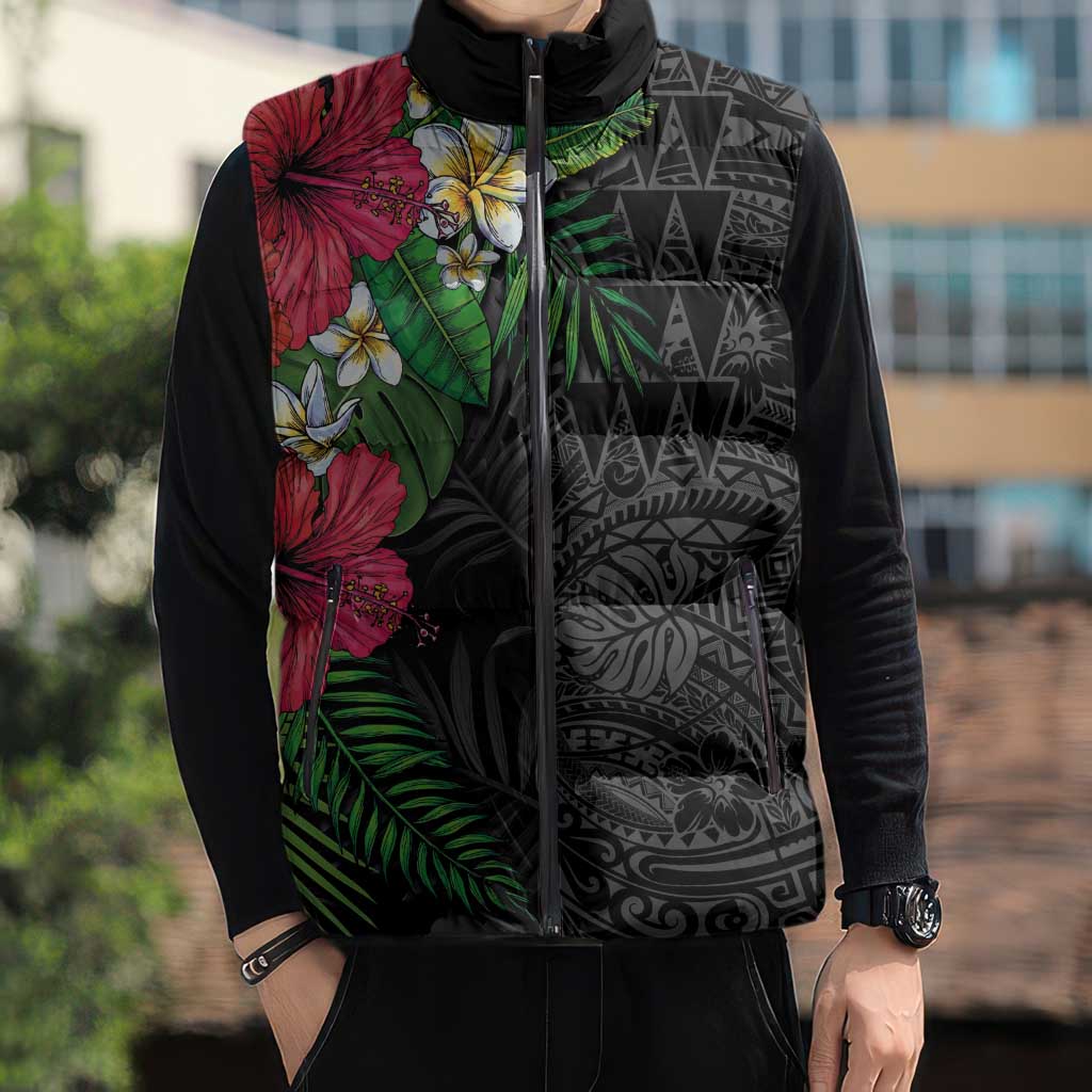 Hawaiian Tropical Plants Sleeveless Puffer Jacket Kakau Tattoo and Polynesian Pattern Half Black Color