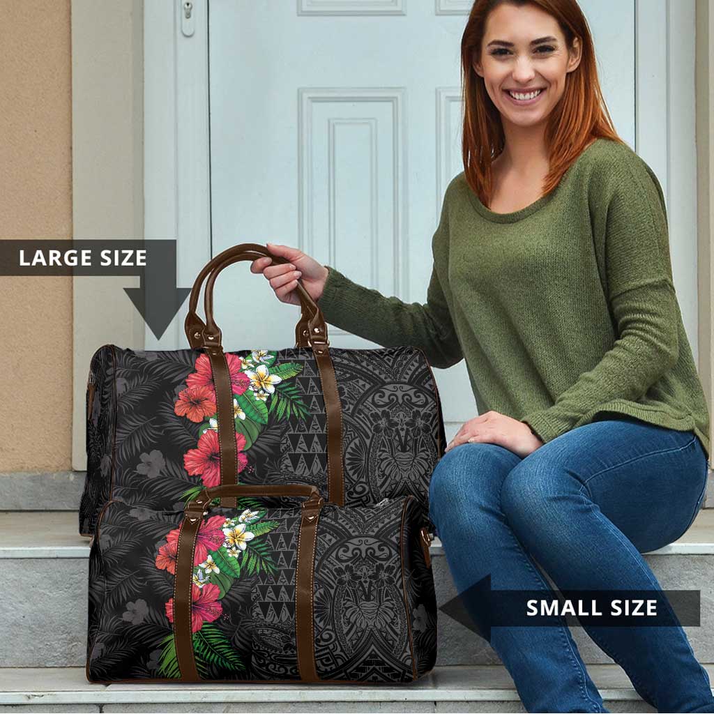 Hawaiian Tropical Plants Travel Bag Kakau Tattoo and Polynesian Pattern Half Black Color
