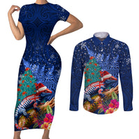 New Zealand Tuatara Christmas Couples Matching Short Sleeve Bodycon Dress and Long Sleeve Button Shirt Silver Fern and Xmas Pohutukawa Tree Blue Color