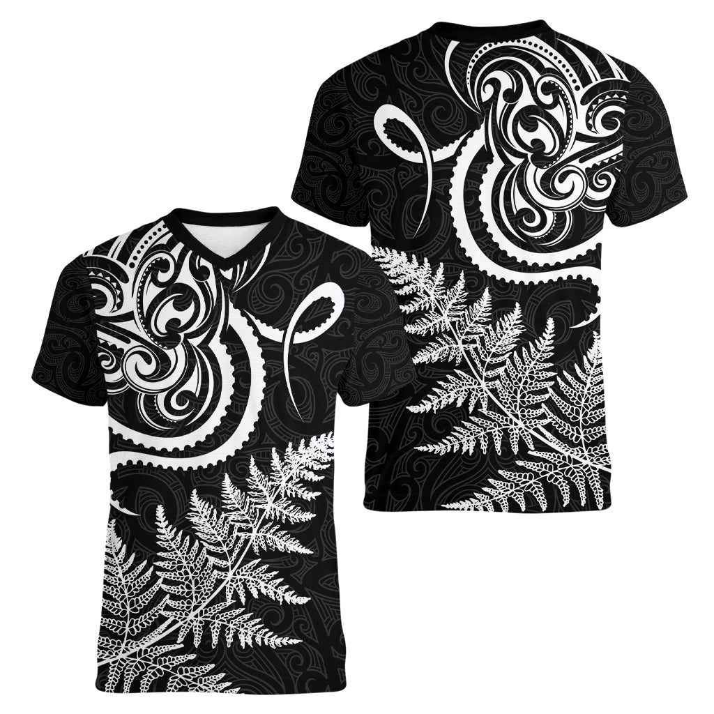 New Zealand Octopus Tattoo and Fern Women V-Neck T-Shirt Maori Pattern