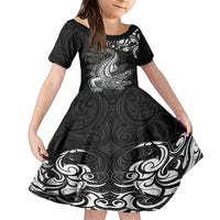 New Zealand Crocodile Tattoo and Fern Family Matching Long Sleeve Bodycon Dress and Hawaiian Shirt Maori Pattern LT03 Daughter's Dress Black - Polynesian Pride