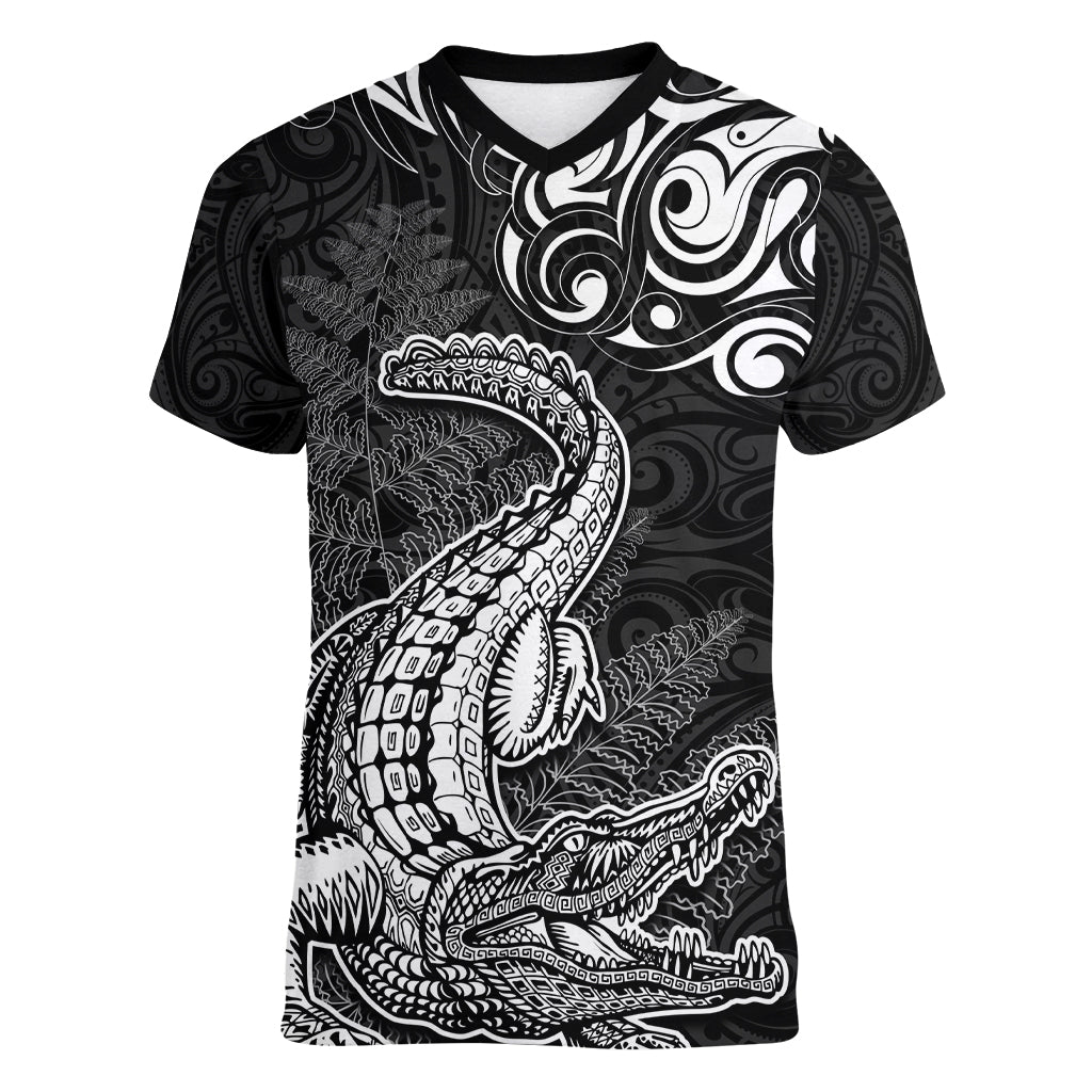 New Zealand Crocodile Tattoo and Fern Women V-Neck T-Shirt Maori Pattern