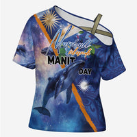 Marshall Islands Manit Day Cross Shoulder Shirt Grunge National Flag with Whales and Tribal Tattoos - Polynesian Pride