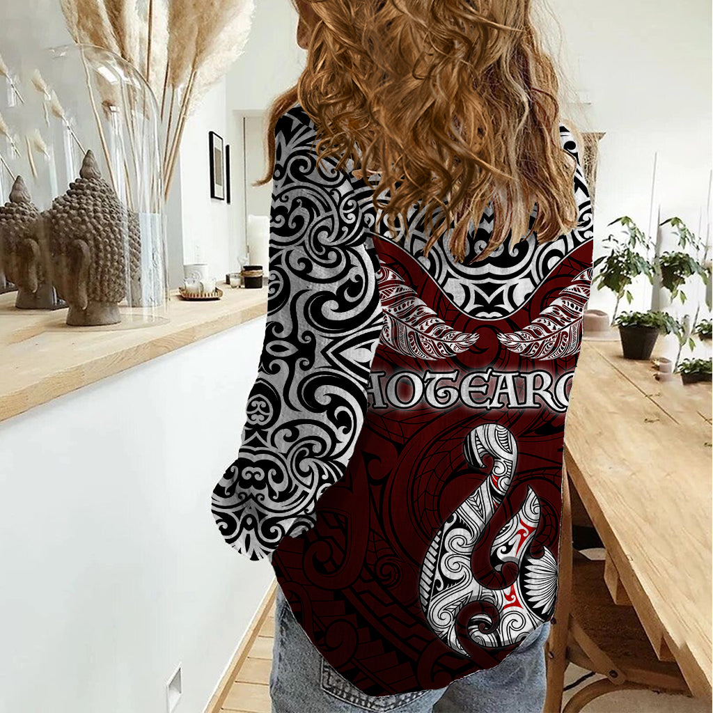 Aotearoa New Zealand Women Casual Shirt Silver Fern and Matau with Maori Tribal Red Style LT03 - Polynesian Pride