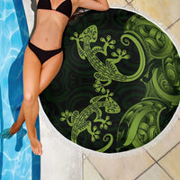 New Zealand Gecko Maori Art Tattoo Beach Blanket