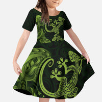 New Zealand Gecko Maori Art Tattoo Family Matching Short Sleeve Bodycon Dress and Hawaiian Shirt LT03 Daughter's Dress Green - Polynesian Pride