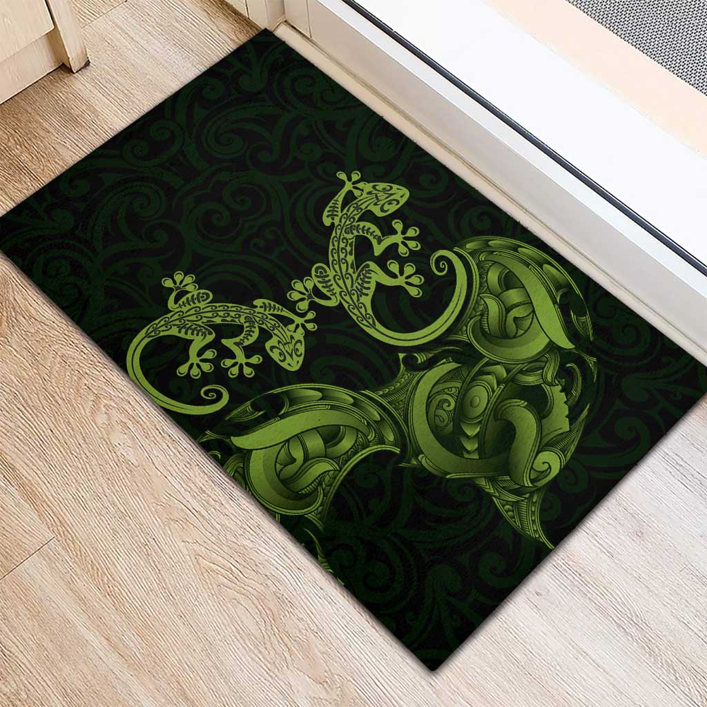 New Zealand Gecko Maori Art Tattoo Rubber Doormat