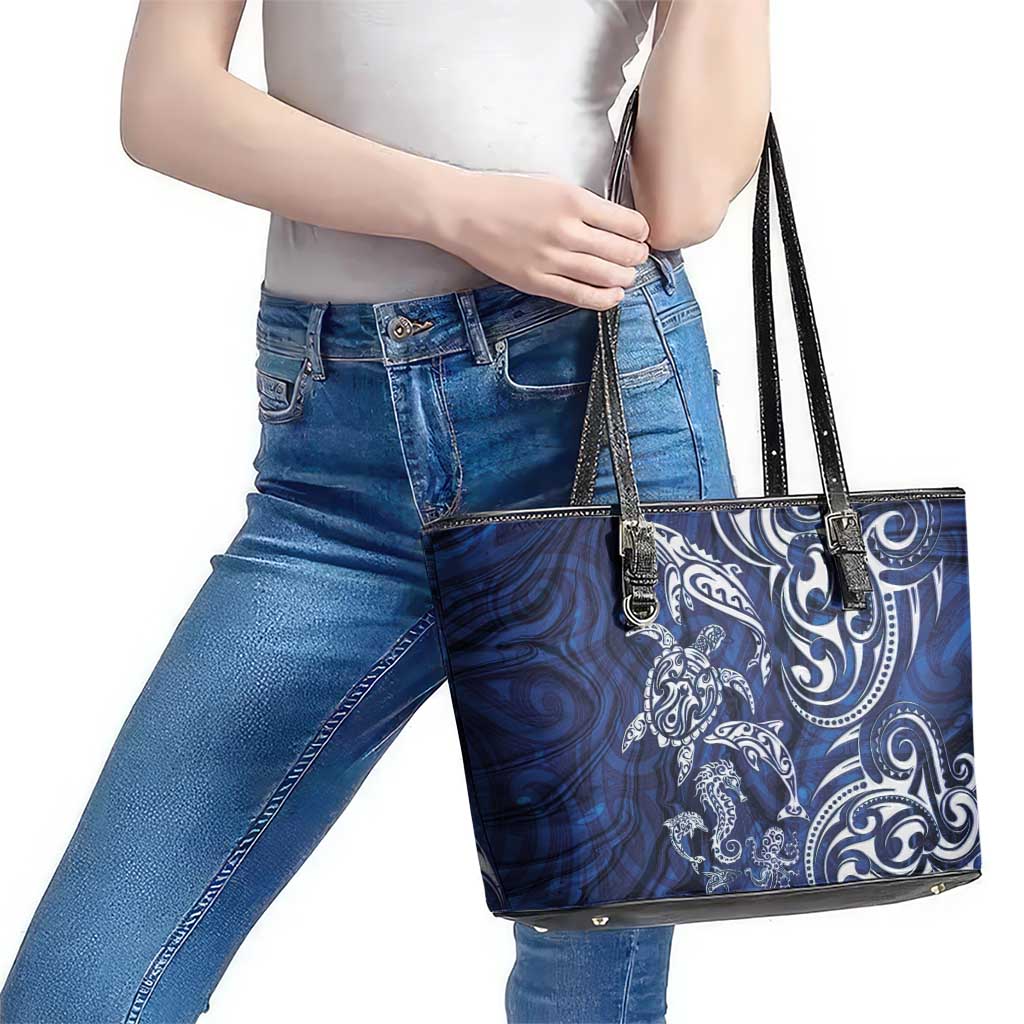 New Zealand Connecting with Seas Leather Tote Bag Maori Tribal and Sea Animals Tattoo - White Glass Style
