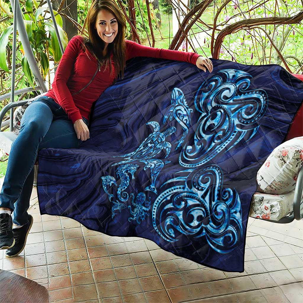 New Zealand Connecting with Seas Quilt Maori Tribal and Sea Animals Tattoo - Sea Texture Glass Style LT03 - Polynesian Pride