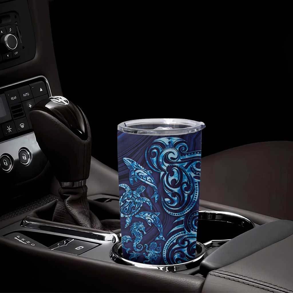 New Zealand Connecting with Seas Tumbler Cup Maori Tribal and Sea Animals Tattoo - Sea Texture Glass Style