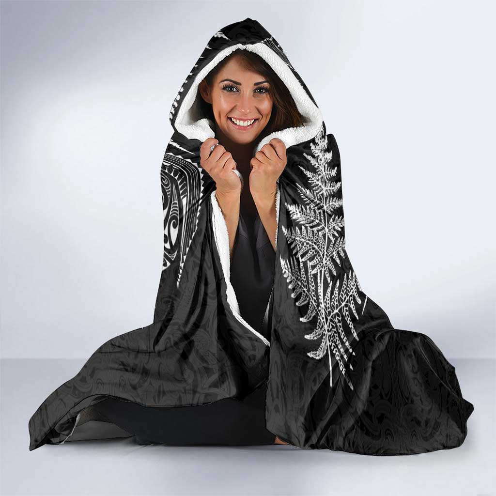 New Zealand Sea Animals Hooded Blanket with Maori Koru Tribal Tattoo and Silver Ferns Black Color LT03 - Polynesian Pride