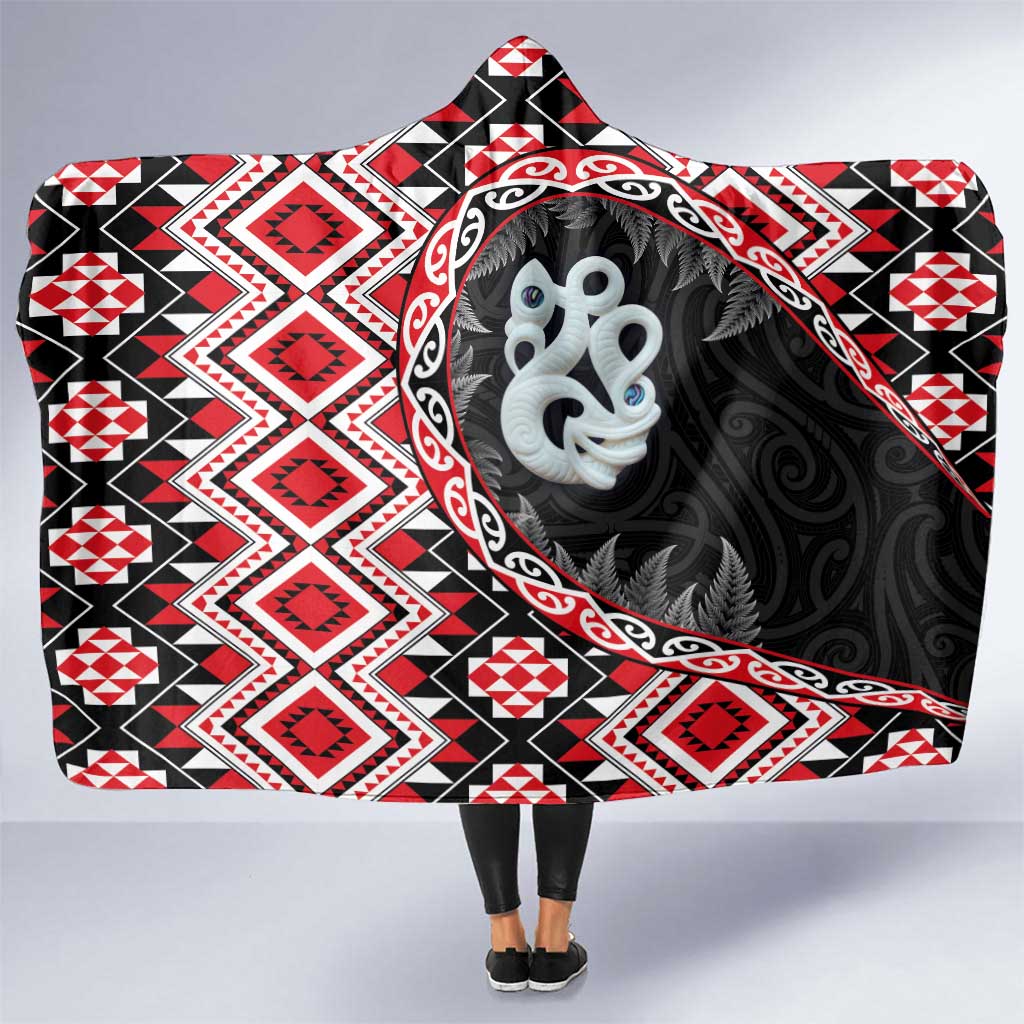 Red Taniko Motif Aotearoa Manaia and Silver Fern Hooded Blanket