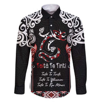 Aotearoa Toitu Te Tiriti-Maori Taniwha Family Matching Off Shoulder Short Dress and Hawaiian Shirt Toitu Te Whenua Toitu Te Reo Maori LT03 Dad's Shirt - Long Sleeve Black - Polynesian Pride