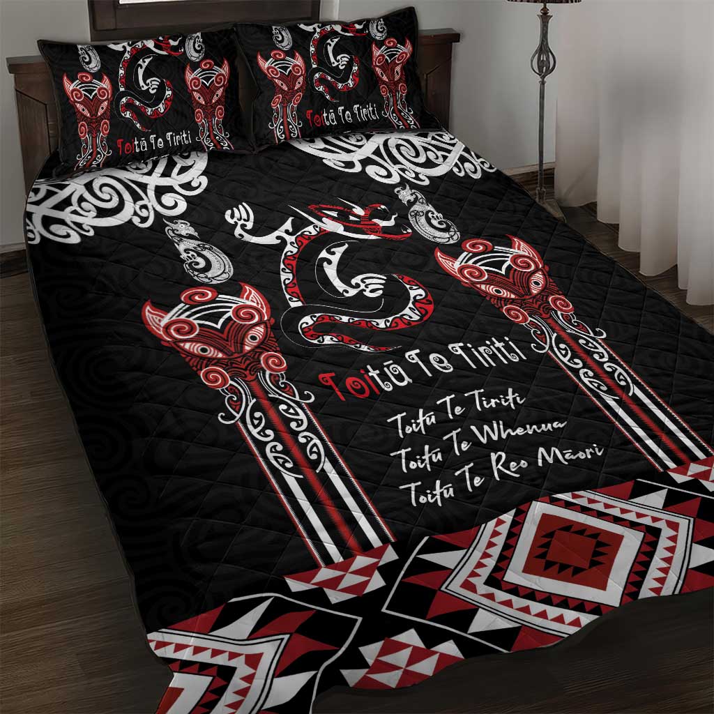 Aotearoa Toitu Te Tiriti-Maori Taniwha Quilt Bed Set Toitu Te Whenua Toitu Te Reo Maori LT03 Black - Polynesian Pride