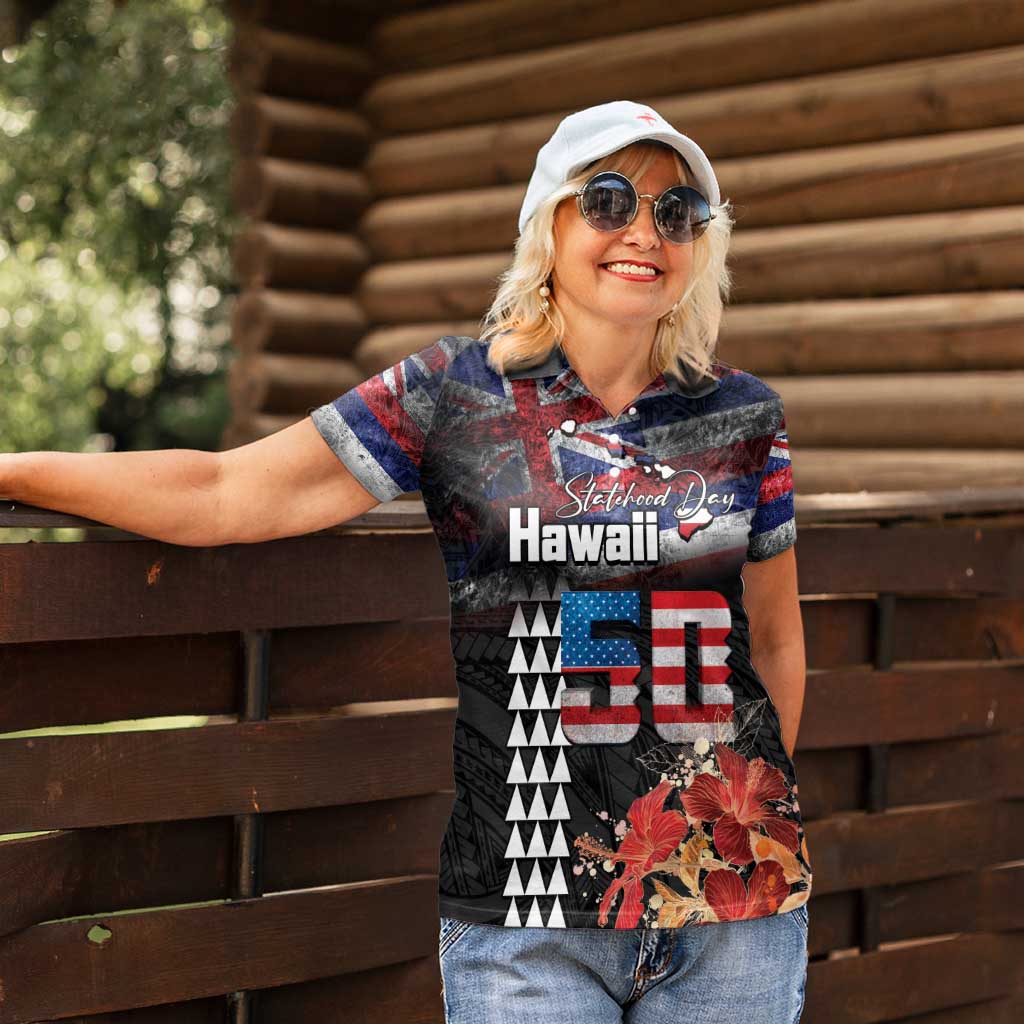Hawaii Statehood Day Women Polo Shirt 50th state of the United States Kakau Tattoos and Hibiscus Grunge LT03 - Polynesian Pride