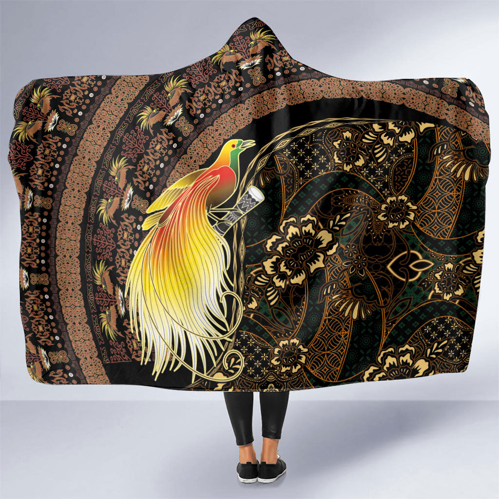 Papua New Guinea and Indonesia Batik Hooded Blanket Bird of Paradise with Tribal Batik Patterns